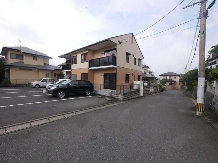 ディアス馬場山Ｂ 2階建