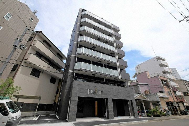 Ｊ－ＢＲＩＧＨＴ　ＵＭＥＤＡ　ＫＩＴＡ 8階建