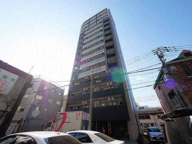 エスリードレジデンス大阪福島フロント 15階建