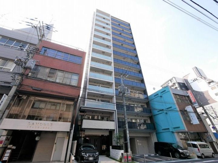 エスリード本町レジデンス 14階建