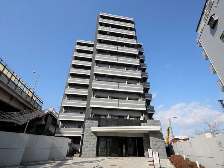 サムティ北梅田ＶＥＳＳＥＬ 10階建