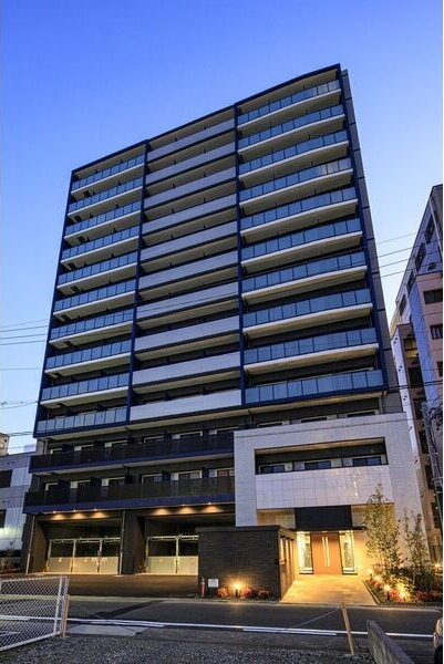 愛知県名古屋市千種区内山３丁目 13階建 築2年6ヶ月