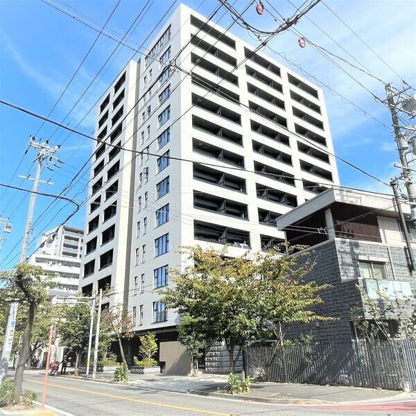 愛知県名古屋市東区泉３丁目 13階建 築5年5ヶ月
