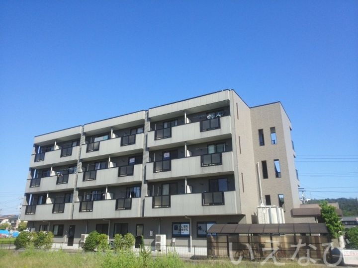 岡山県倉敷市宮前 4階建 築26年11ヶ月