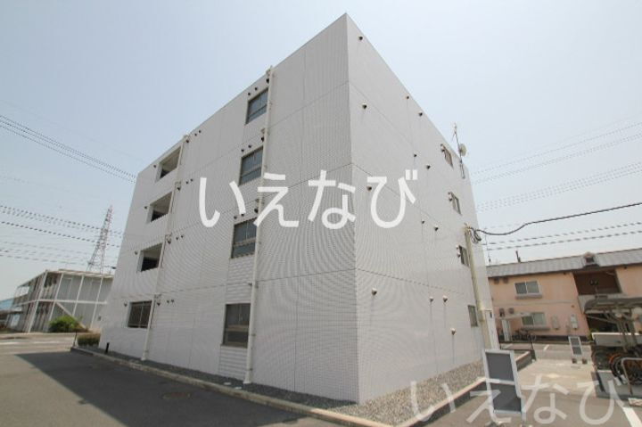 岡山県岡山市北区花尻あかね町 4階建 築10年5ヶ月