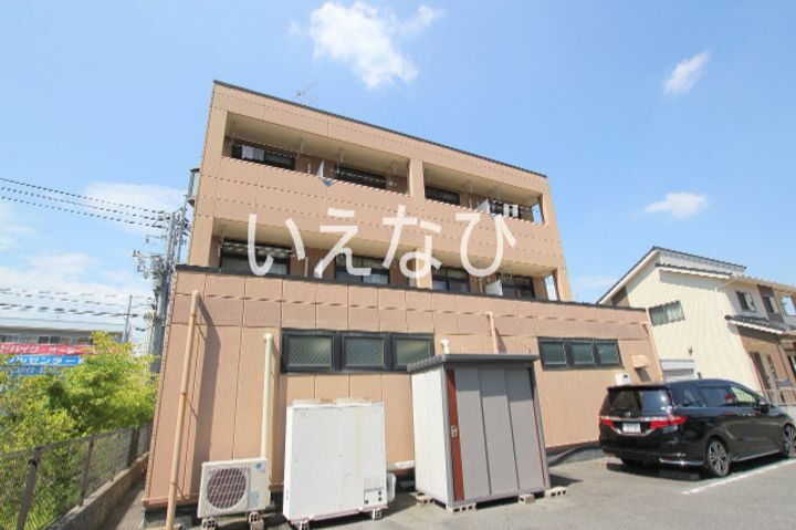 岡山県岡山市北区高柳西町 3階建 築27年10ヶ月
