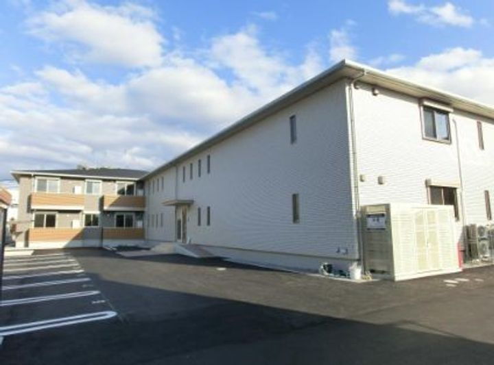 岡山県岡山市中区原尾島２丁目 2階建