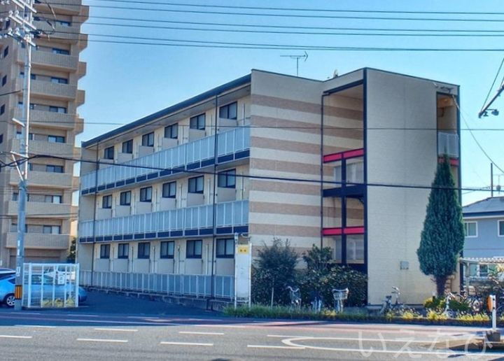 岡山県岡山市南区豊成１丁目 3階建