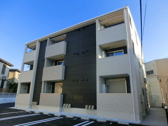 岡山県倉敷市中島 3階建 築7年8ヶ月