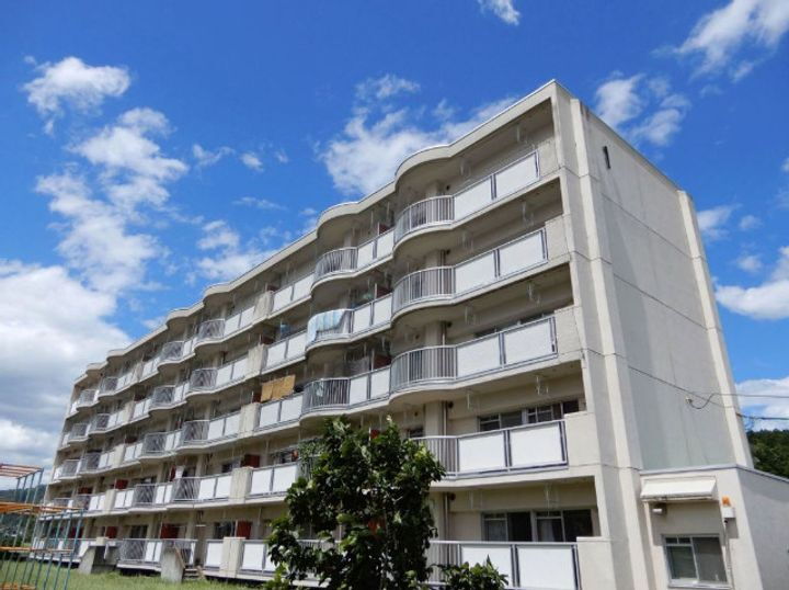 岡山県苫田郡鏡野町原 賃貸マンション