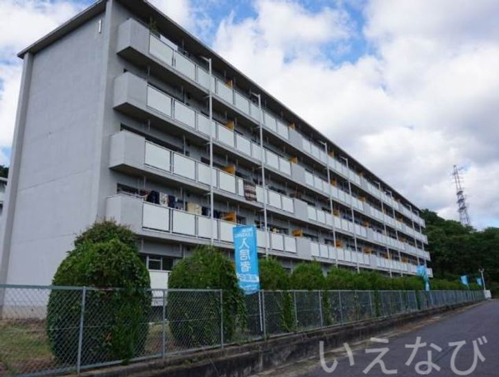 岡山県備前市東片上 5階建