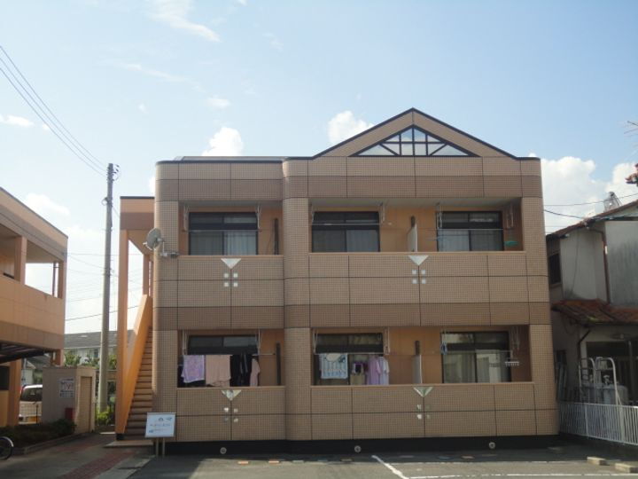 岡山県総社市真壁 2階建