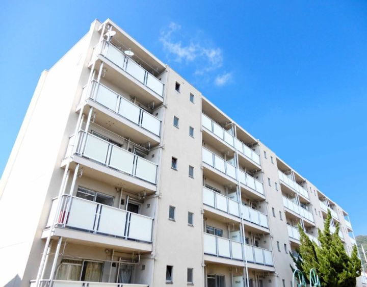 岡山県岡山市北区加茂 5階建 築53年5ヶ月