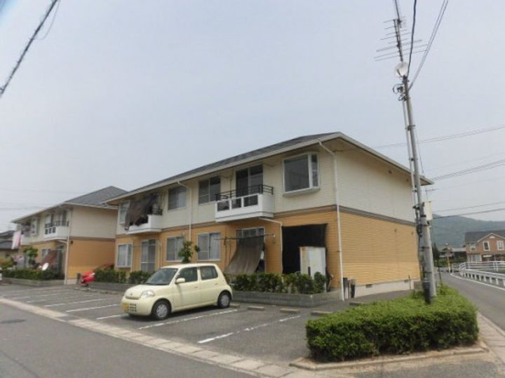 岡山県岡山市東区松新町 2階建