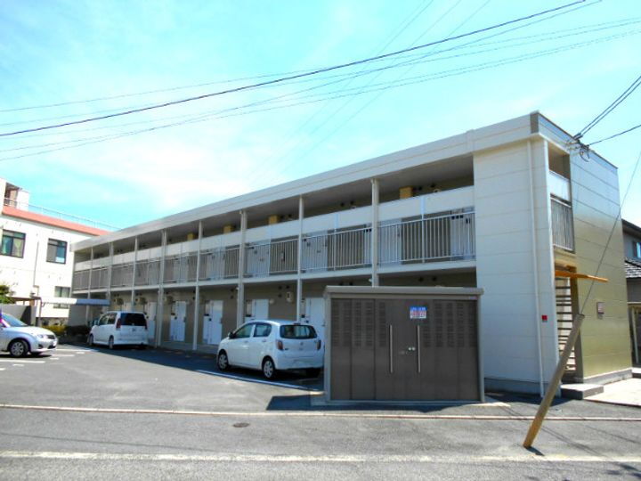 岡山県岡山市南区郡 2階建 築23年5ヶ月