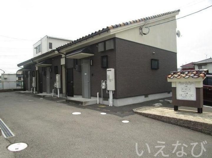 岡山県岡山市中区藤原西町２丁目 平屋建て 築11年9ヶ月