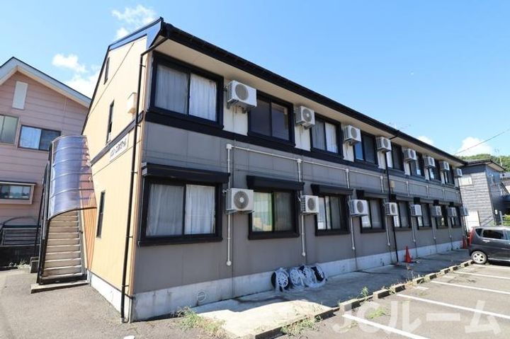 新潟県上越市大字岩木 賃貸アパート