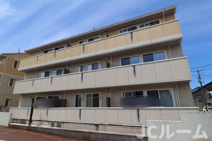 新潟県上越市東城町３丁目 賃貸アパート