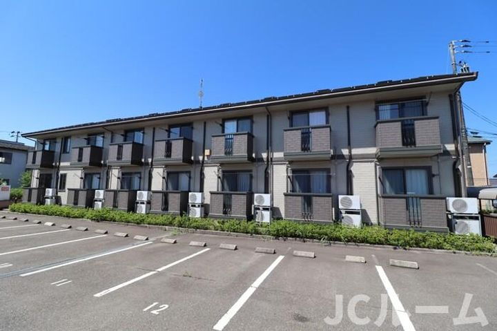 新潟県上越市石橋２丁目 賃貸アパート