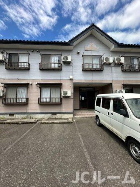 新潟県柏崎市半田２丁目 賃貸アパート