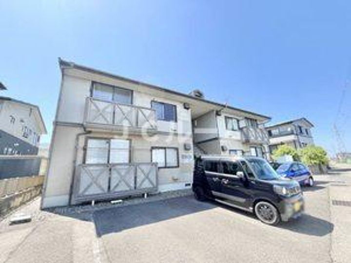 新潟県上越市春日野２丁目 賃貸アパート