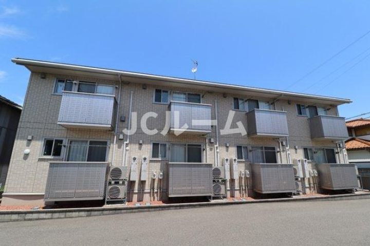 新潟県上越市春日新田３丁目 賃貸アパート
