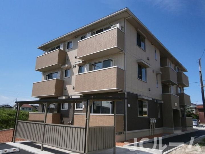 新潟県上越市春日新田２丁目 賃貸アパート