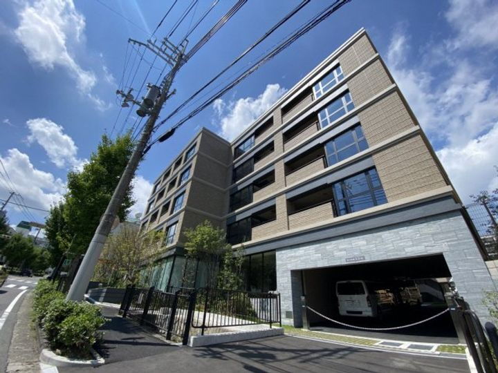 兵庫県芦屋市朝日ケ丘町 賃貸マンション