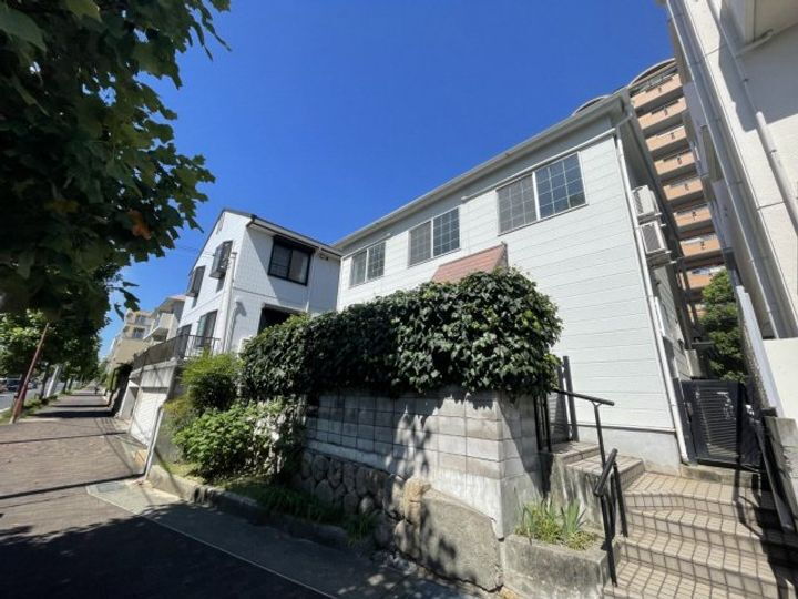 アビタシオン岡本