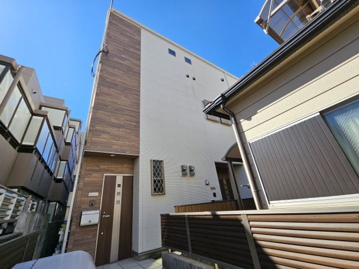 兵庫県神戸市東灘区魚崎中町１丁目 賃貸アパート