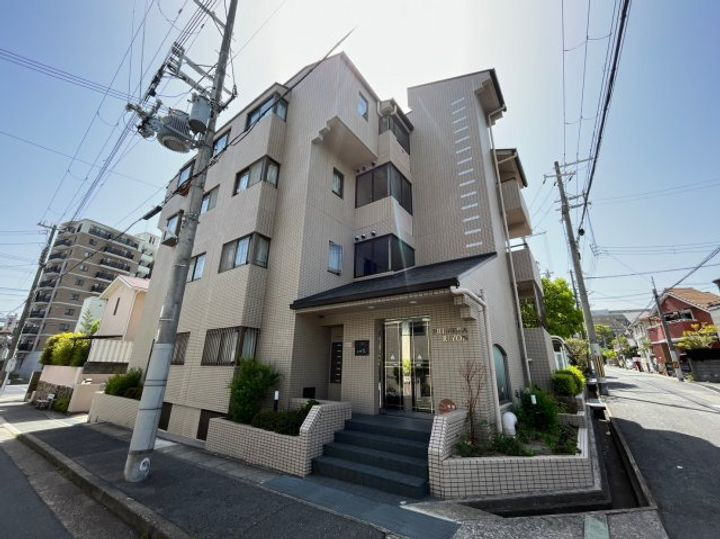 プリメーラリヨン