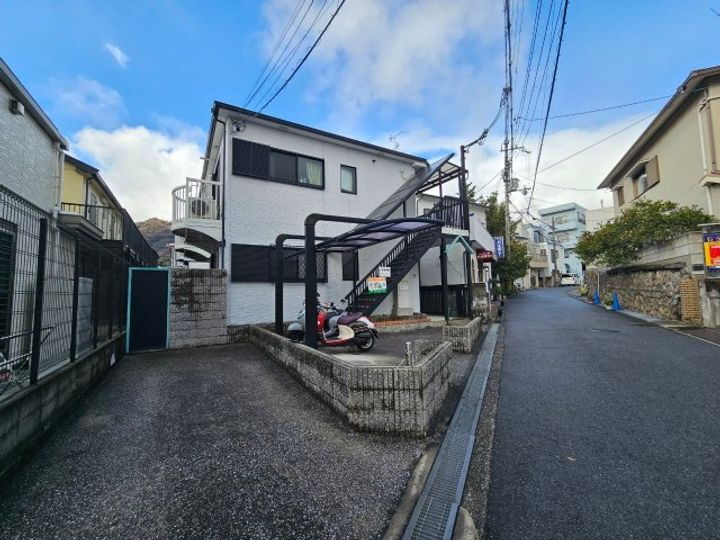 ウッディ六甲 2階建