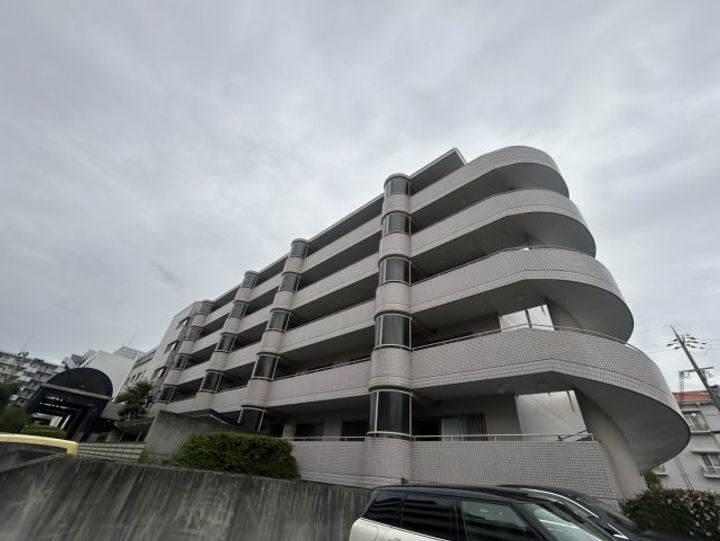 西神糀台ミオ 5階建