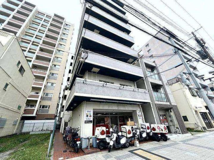 ツインアベニュー 8階建