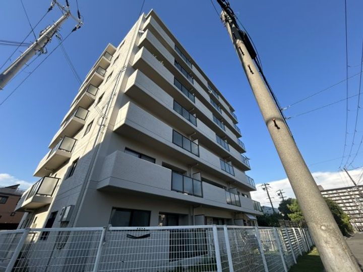 ブエナビスタ西宮浜町 7階建