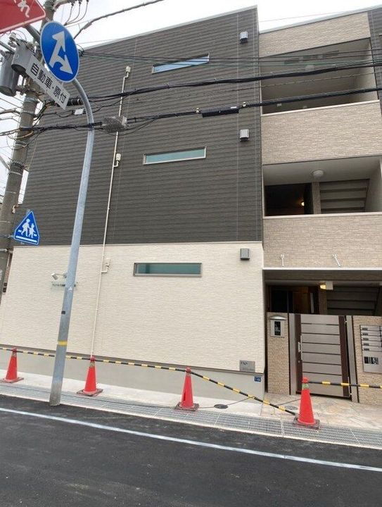 フジパレス須磨鷹取Ⅲ番館 3階建