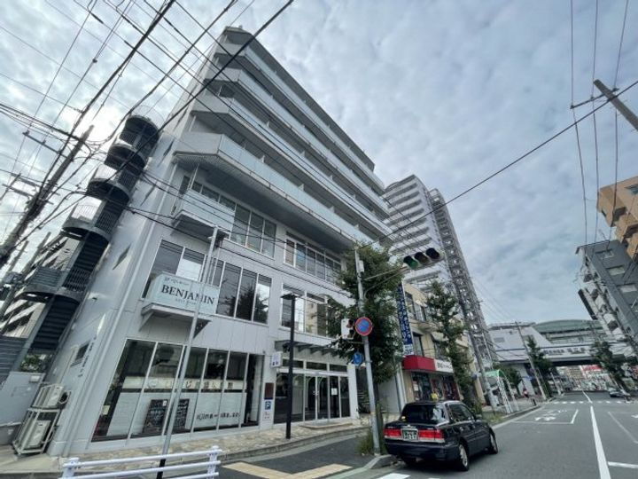 ＳＵＮ　ＭＡＬＬ　ＫＯＨ