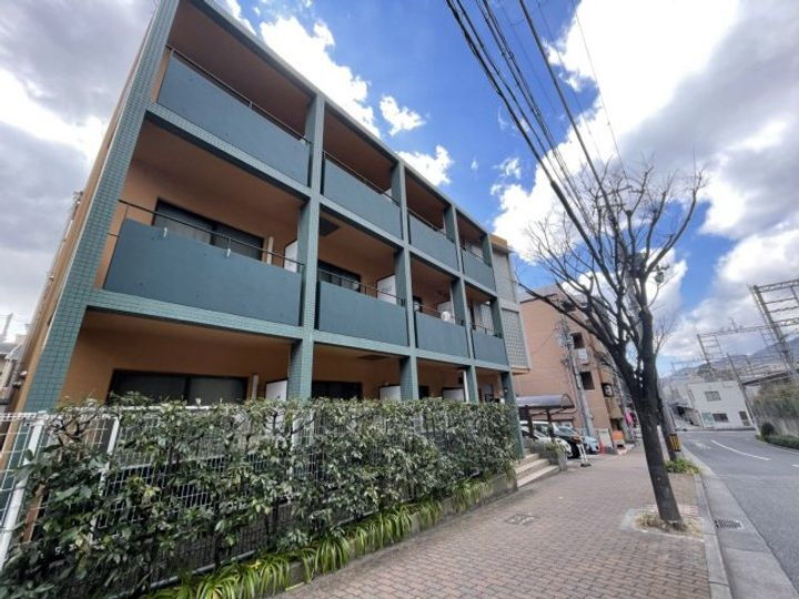 兵庫県神戸市東灘区御影郡家２丁目 賃貸マンション
