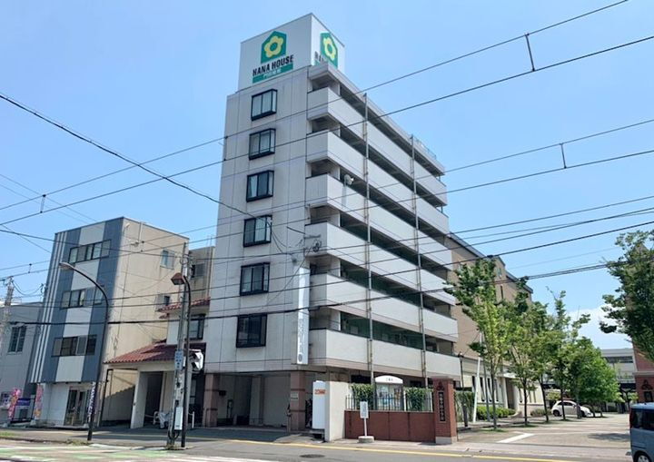 岡山県岡山市中区門田屋敷２丁目 7階建