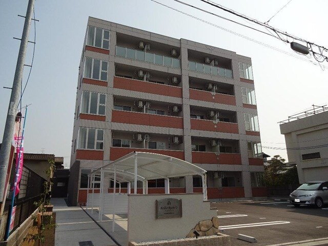 岡山県岡山市北区天瀬南町 5階建