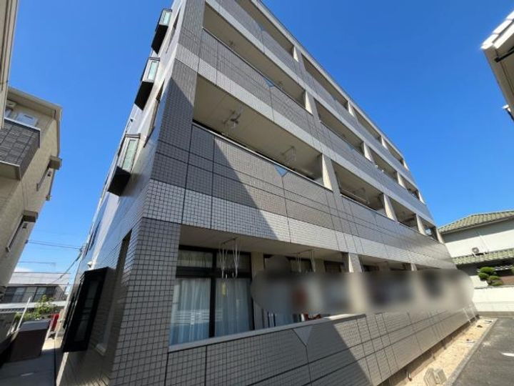 ＢＥＬＬ　ＣＲＥＳＴⅡ 4階建