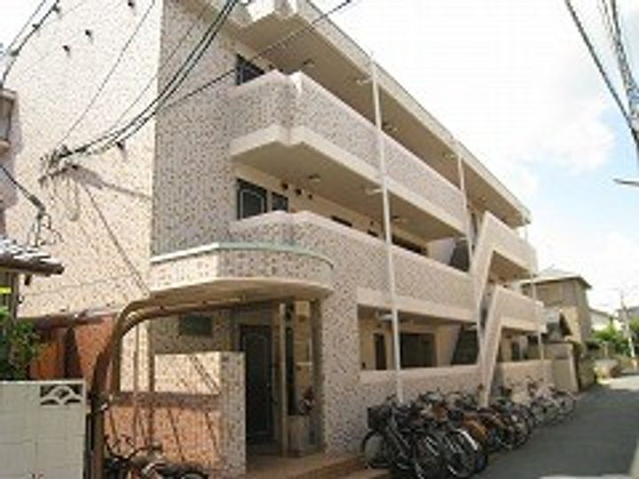 岡山県岡山市北区津島新野１丁目 3階建