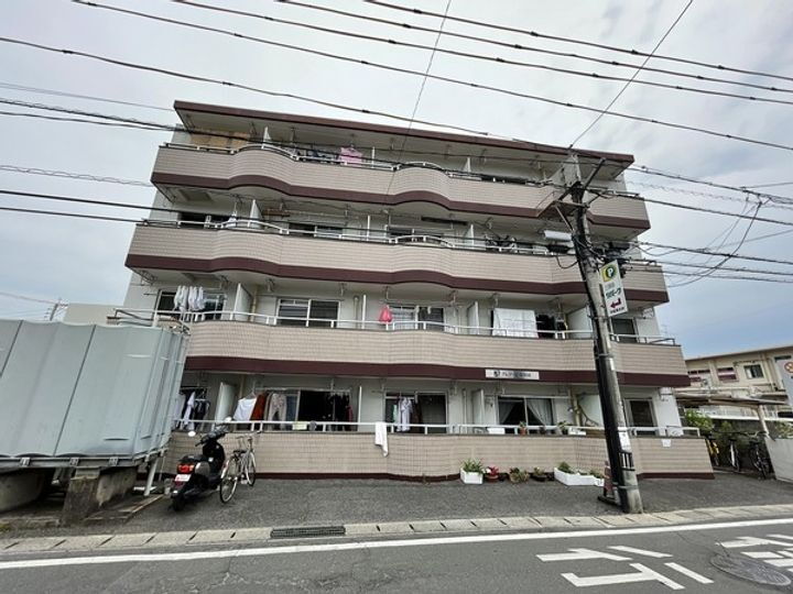 プレアール後楽園 4階建