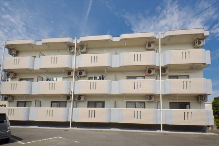 イースト２０７ 3階建