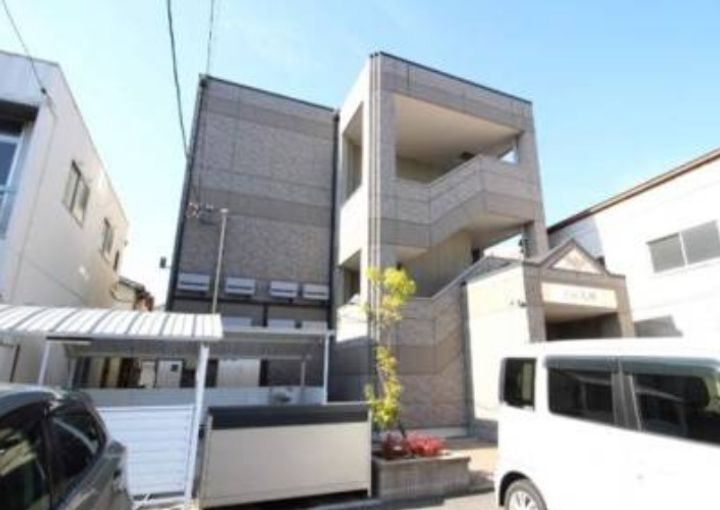 Ｃｉｅｌ天瀬 3階建