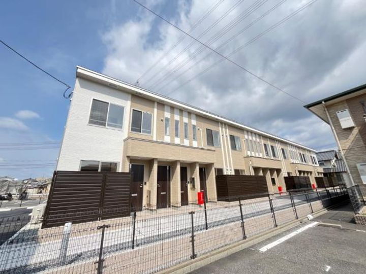 フィールドアップ雅 2階建