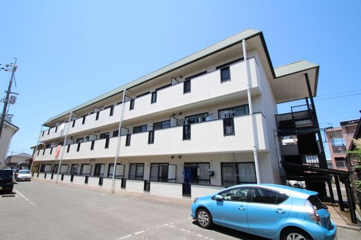 アンダンテ辰巳 3階建
