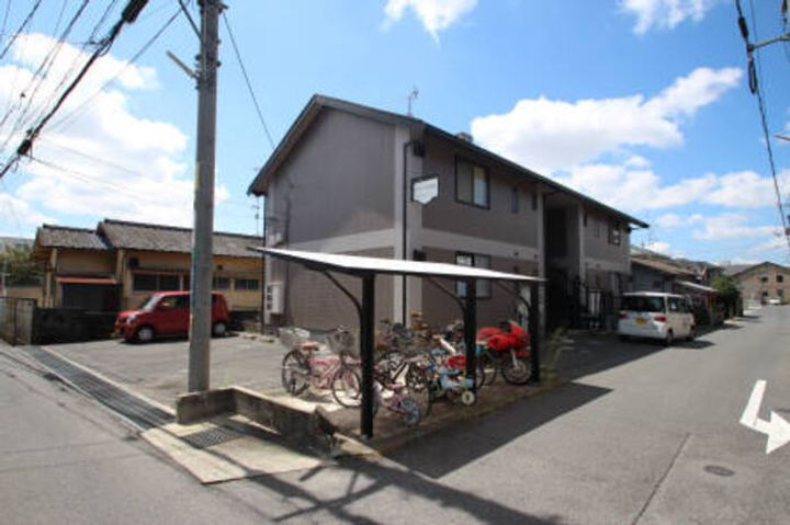 エステート原尾島