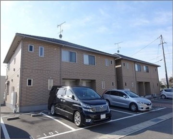 ファミーユ・ビボ　Ｆ 2階建