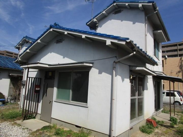 西川原戸建 2階建